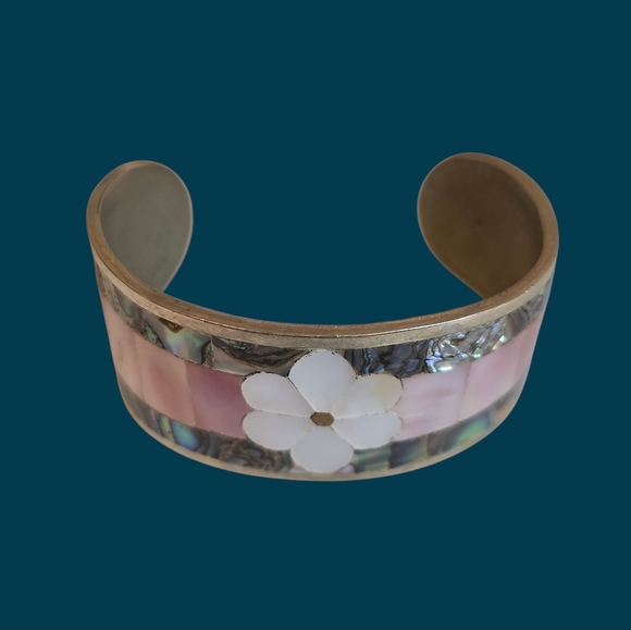 Vintage Silver Abalone with Mother of Pearl Flower Cuff Bracelet - See Note - Picture 5 of 6